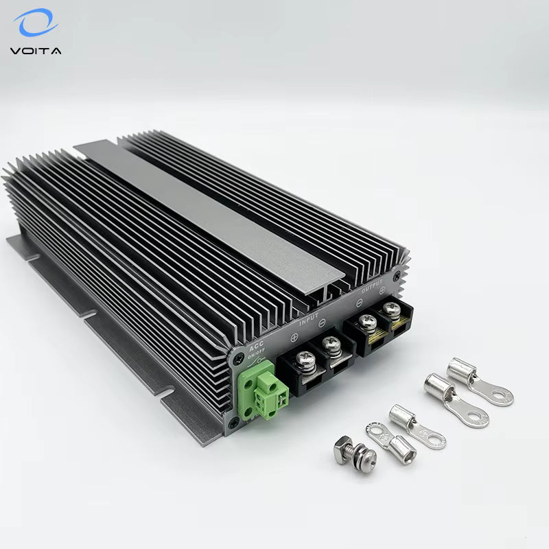 Punjač za LiFePO4 baterije DC-DC 12V-36V 20A – visokoučinkoviti punjač za kampere, brodove i solarne energetske sustave